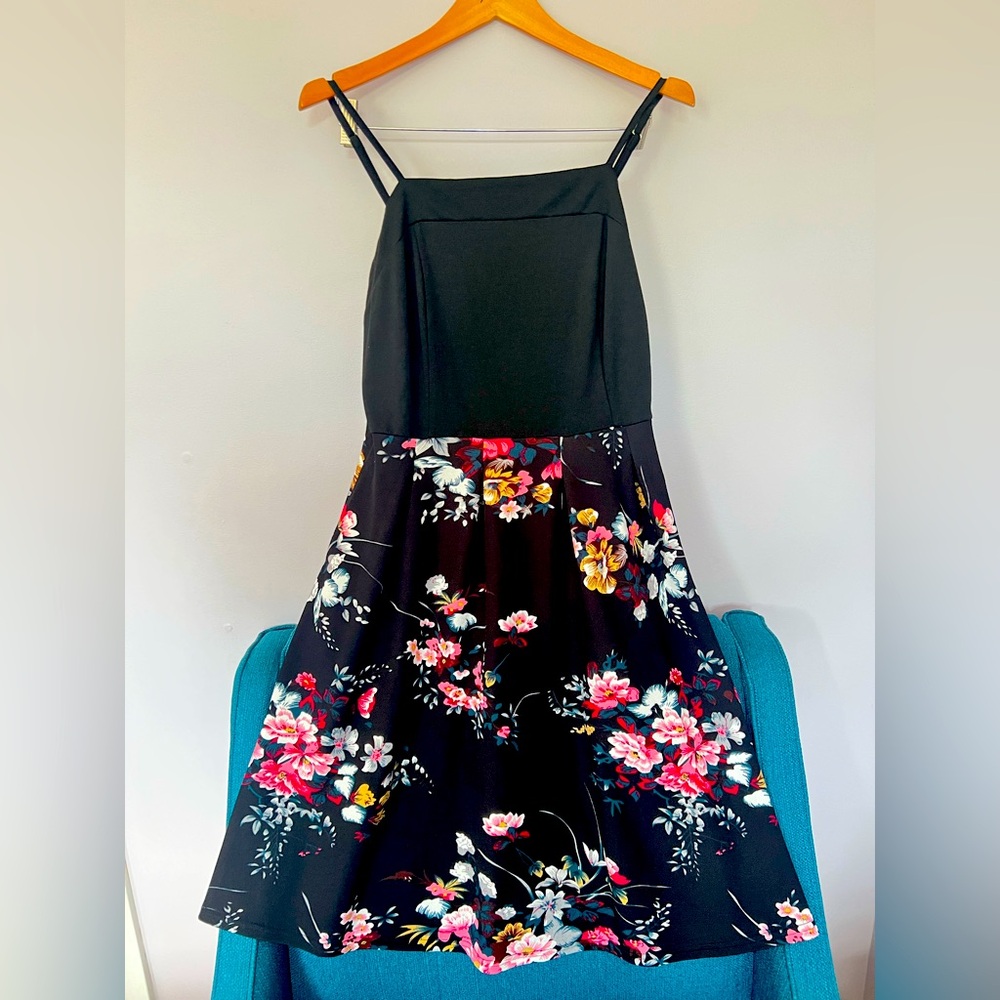 NWOT Black floral strap dress - Picture 1 of 9